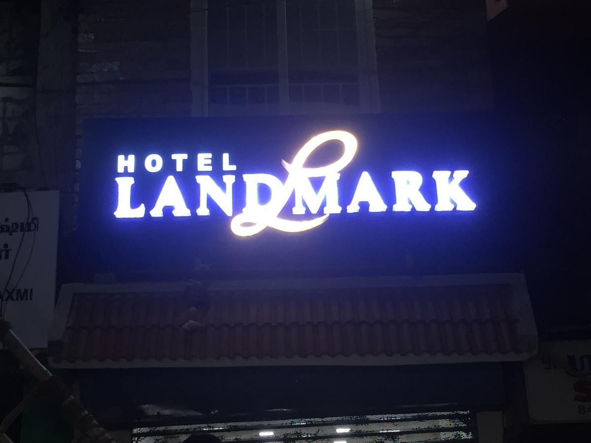Hotel Landmark Утакаманд Экстерьер фото